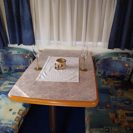 Eselstall Karl Camping