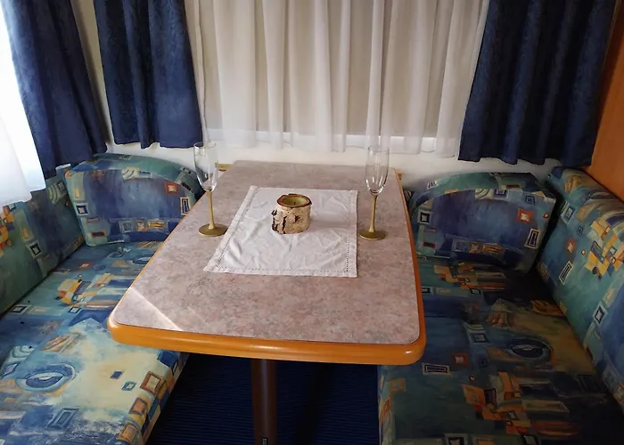 Eselstall Karl Camping